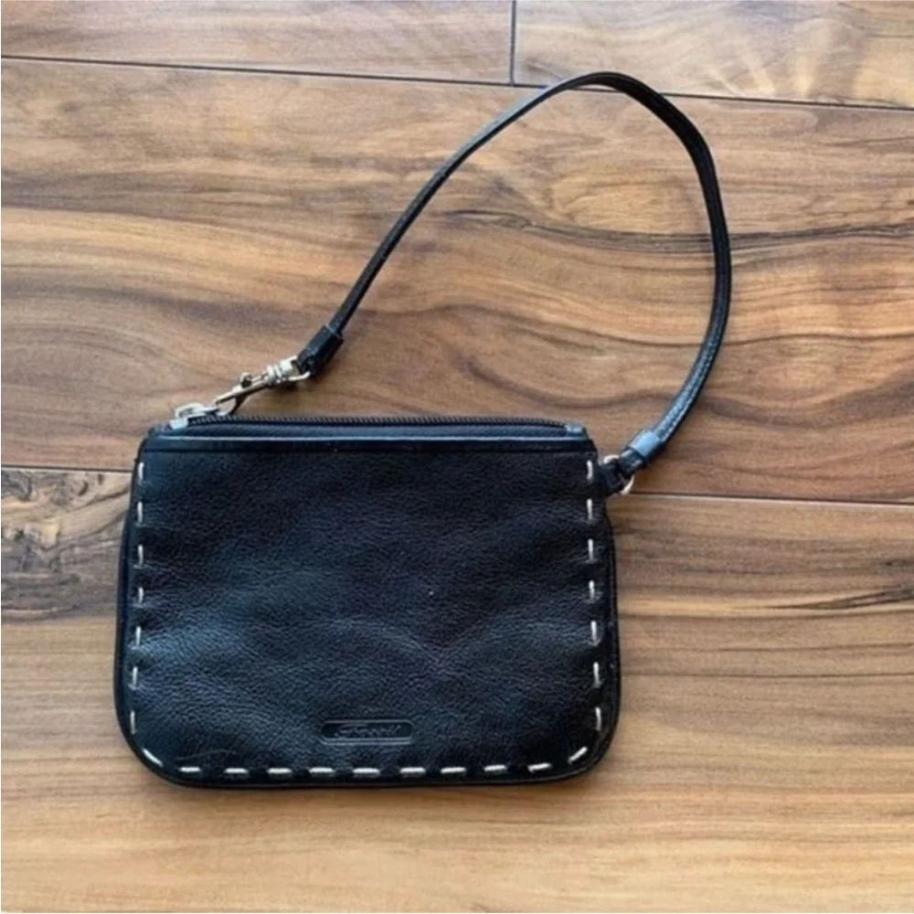Fossil stitch decorated Black Leather Wristlet